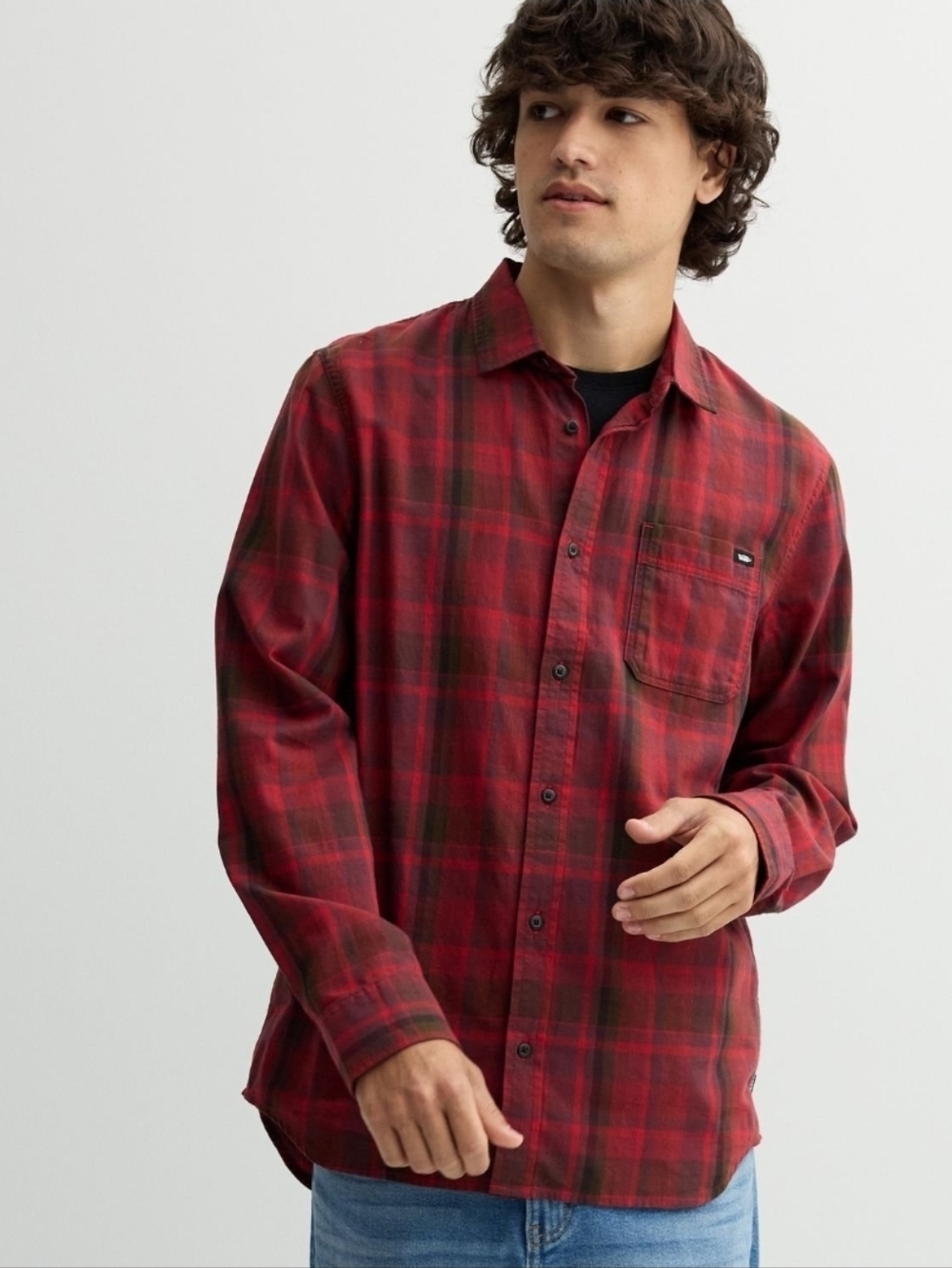 VANS Men's Red Plaid Long-Sleeve Button-Up Shirt Size Small EUC
